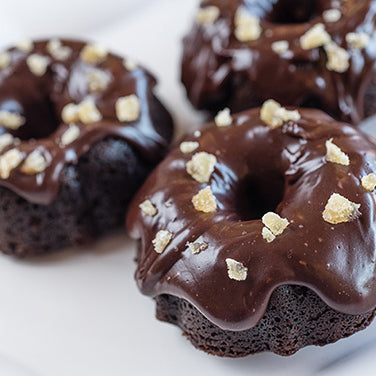 Mini Gingerbread Bundt Cakes