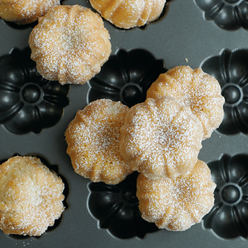 Magnolia Bakery's Lemon Vanilla Mini-Bundt Cakes