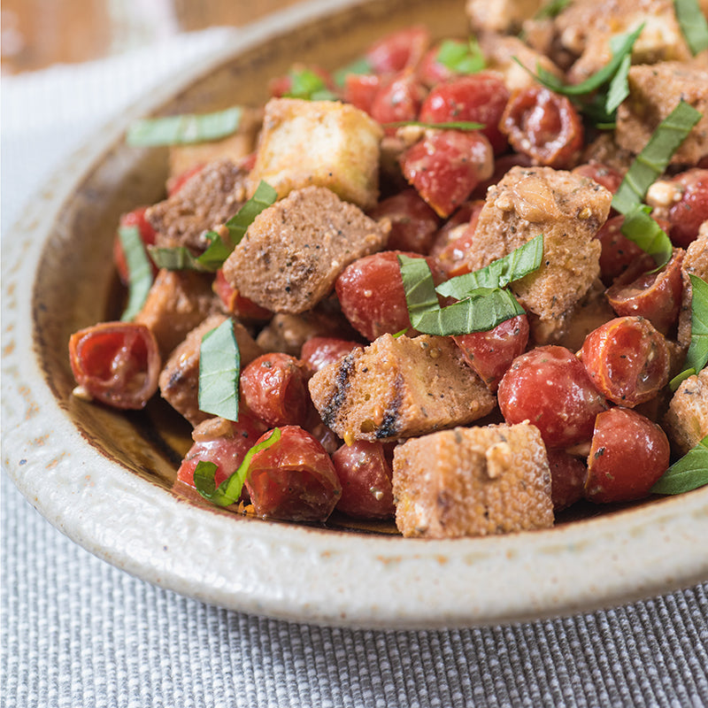 Grilled Garlic Bread and Tomato Salad