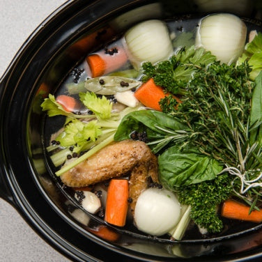 Slow Cooker Chicken Stock