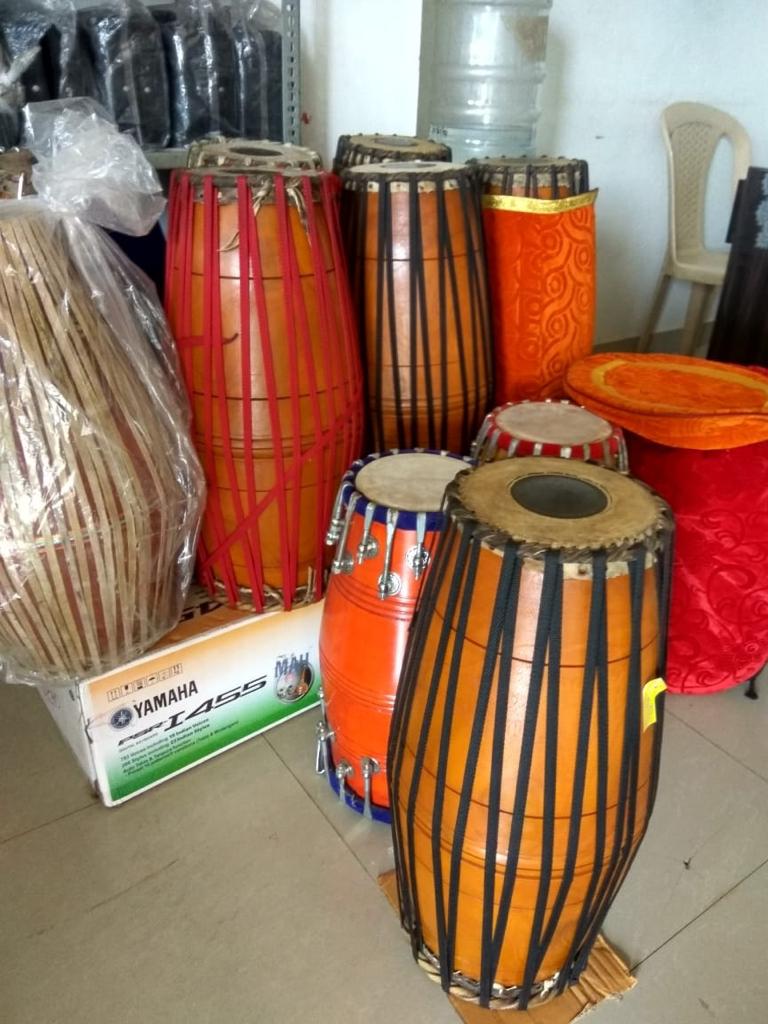 Mridangam-  22 inches Traditional Dhol Handmade Dholak Dholki Drum Indian Folk Musical Instruments
